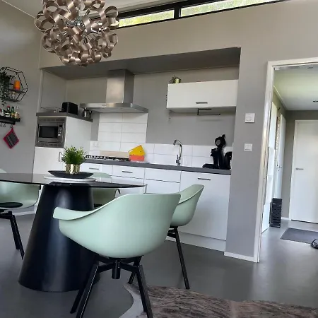 Sea View Cube - Im Europarcs Am Veluwemeer - Eingezauntes Grundstuck - Bis 2 Hunde Willkommen Hulshorst
